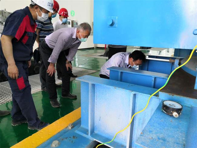 问鼎游戏娱乐平台