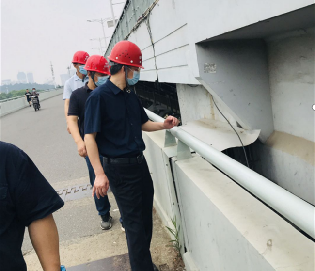 问鼎游戏娱乐平台