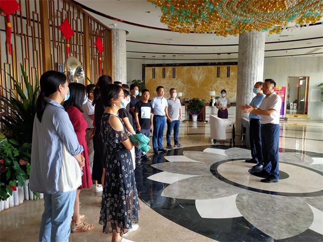 问鼎游戏娱乐平台