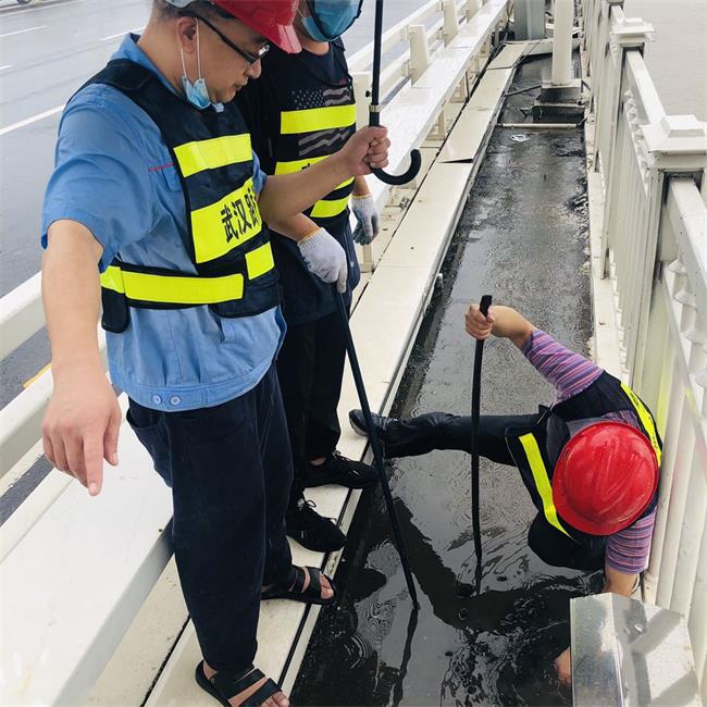 问鼎游戏娱乐平台