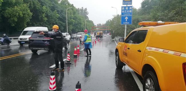 问鼎游戏娱乐平台