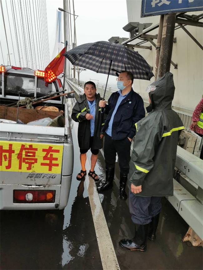 问鼎游戏娱乐平台