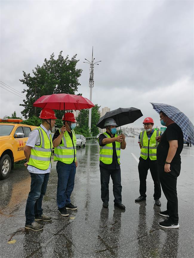 问鼎游戏娱乐平台