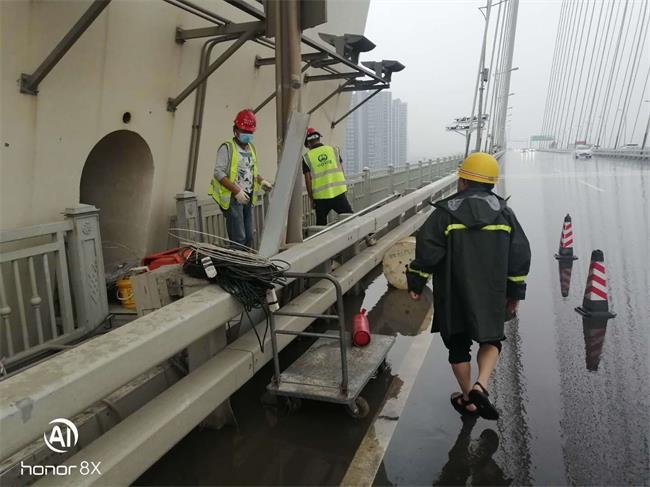 问鼎游戏娱乐平台