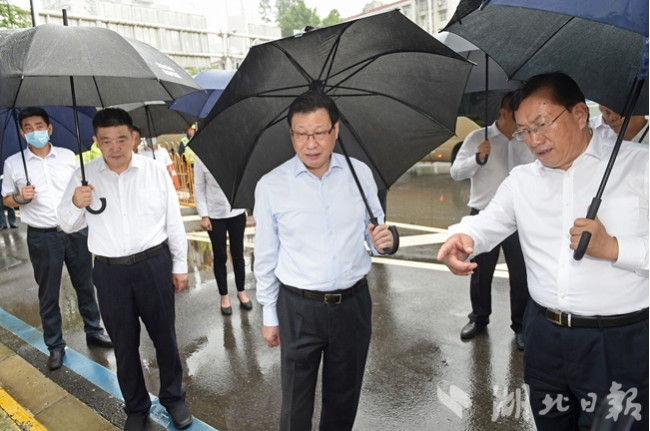 问鼎游戏娱乐平台