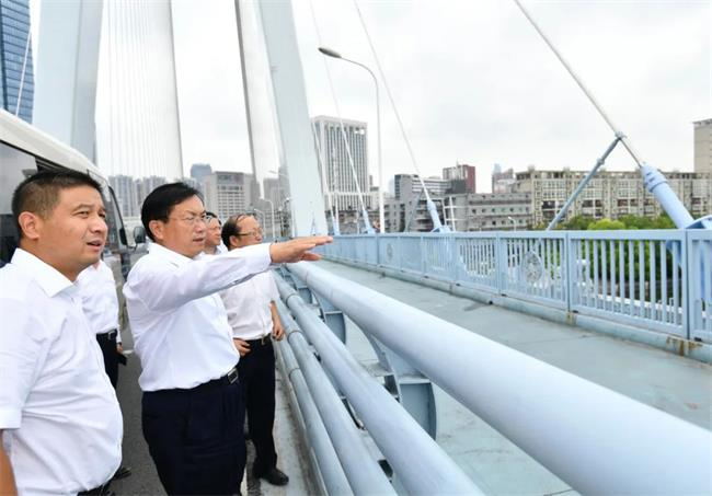 问鼎游戏娱乐平台