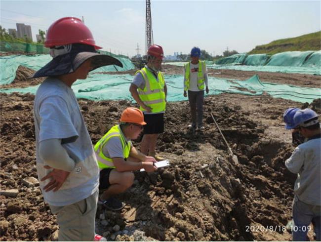问鼎游戏娱乐平台