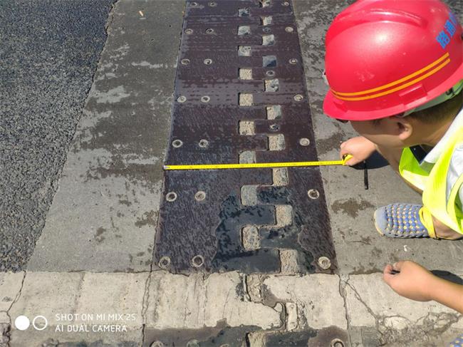 问鼎游戏娱乐平台