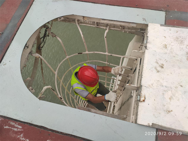 问鼎游戏娱乐平台