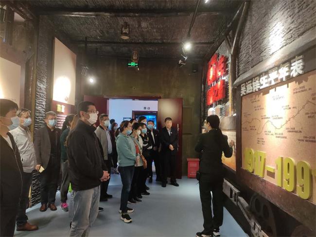 问鼎游戏娱乐平台