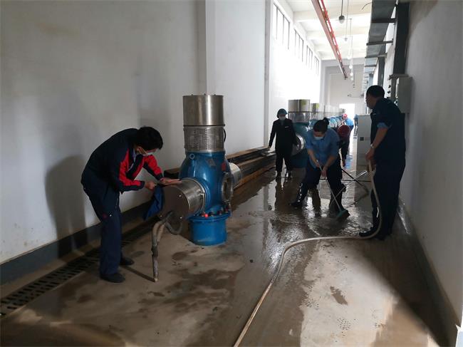 问鼎游戏娱乐平台