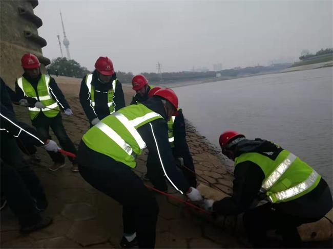 问鼎游戏娱乐平台