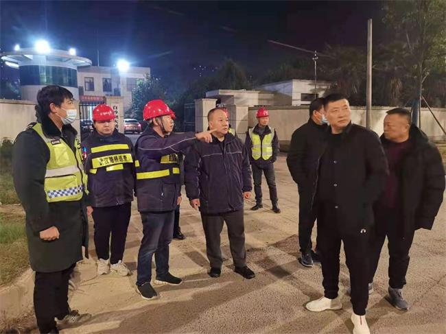 问鼎游戏娱乐平台