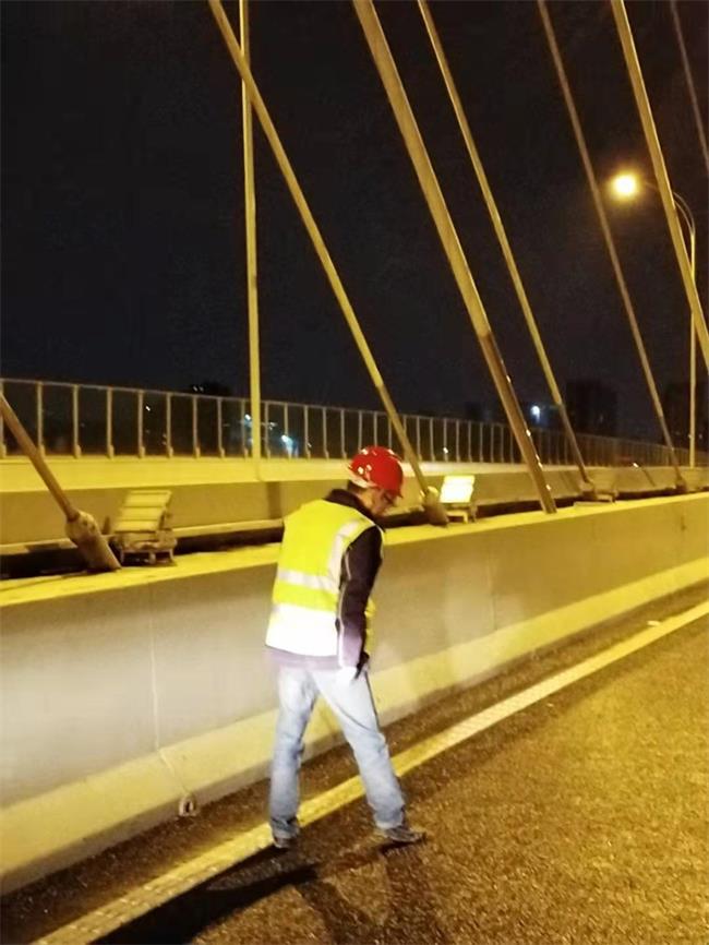 问鼎游戏娱乐平台