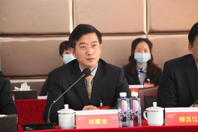 问鼎游戏娱乐平台