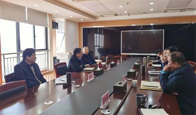 问鼎游戏娱乐平台