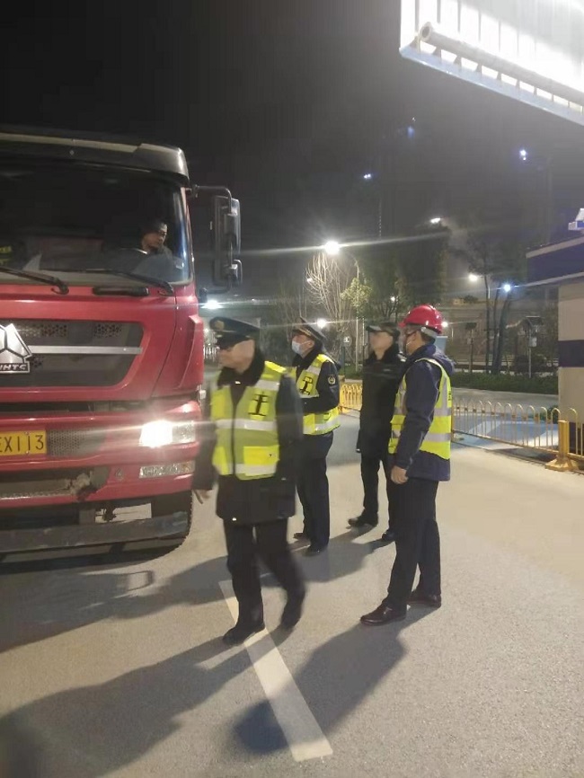 问鼎游戏娱乐平台