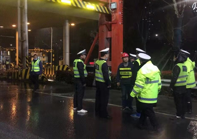 问鼎游戏娱乐平台