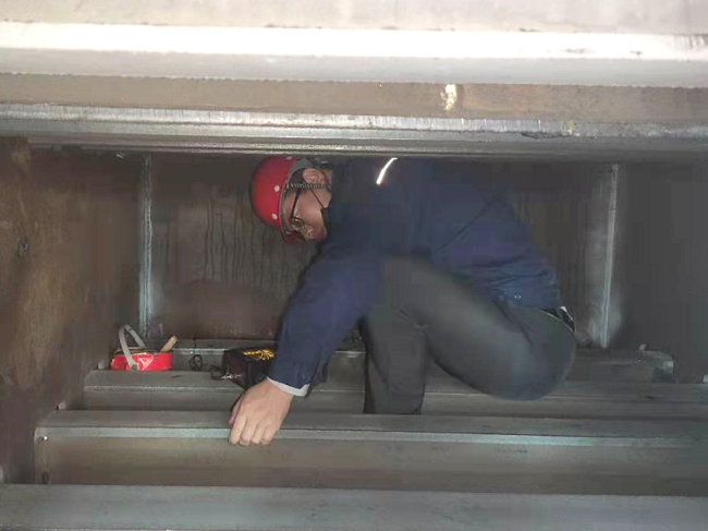 问鼎游戏娱乐平台