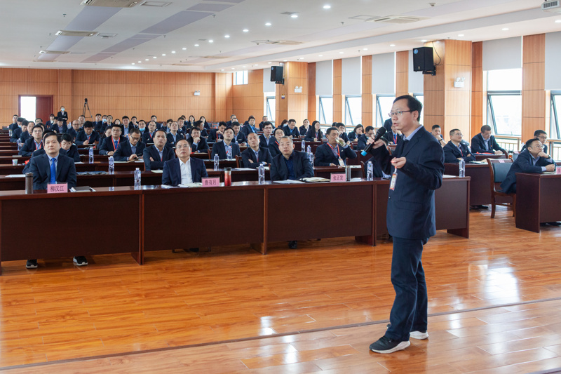 问鼎游戏娱乐平台