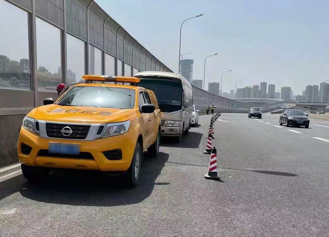 问鼎游戏娱乐平台