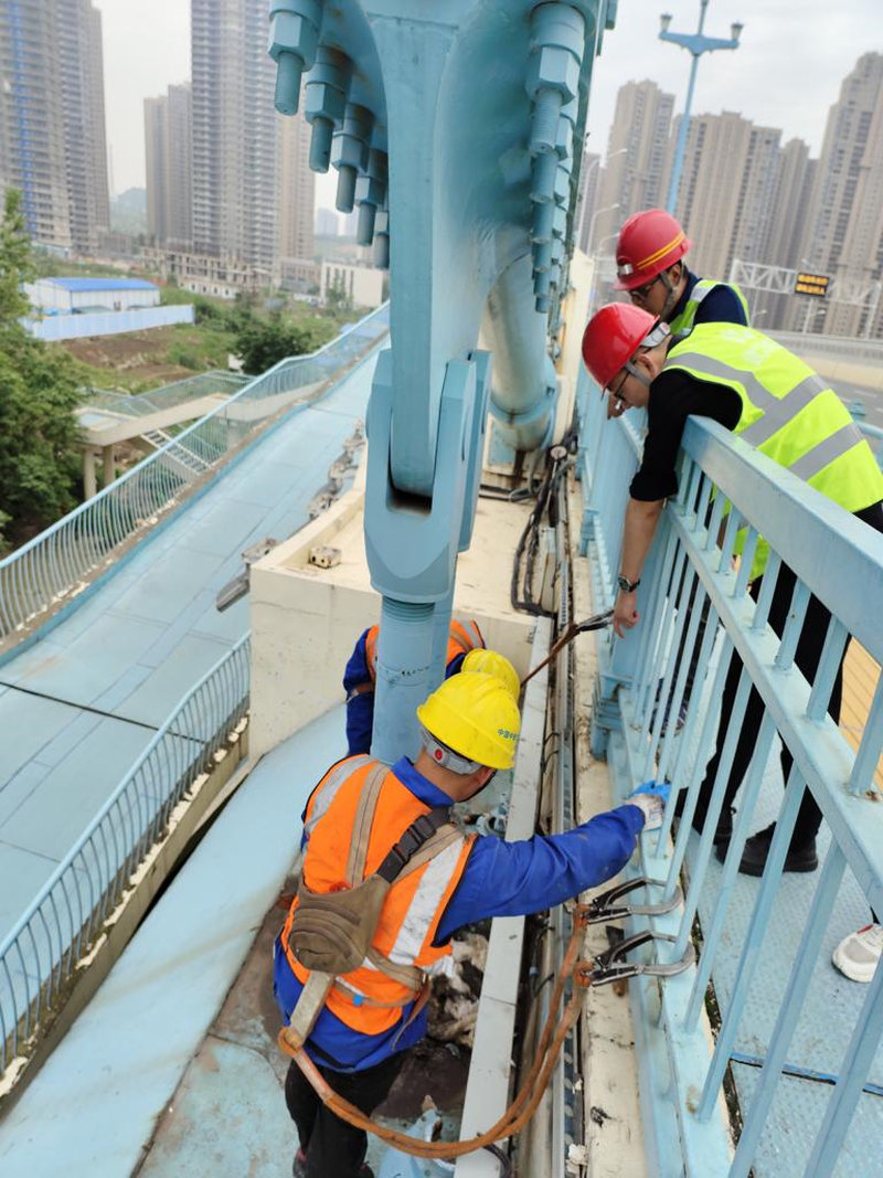 问鼎游戏娱乐平台