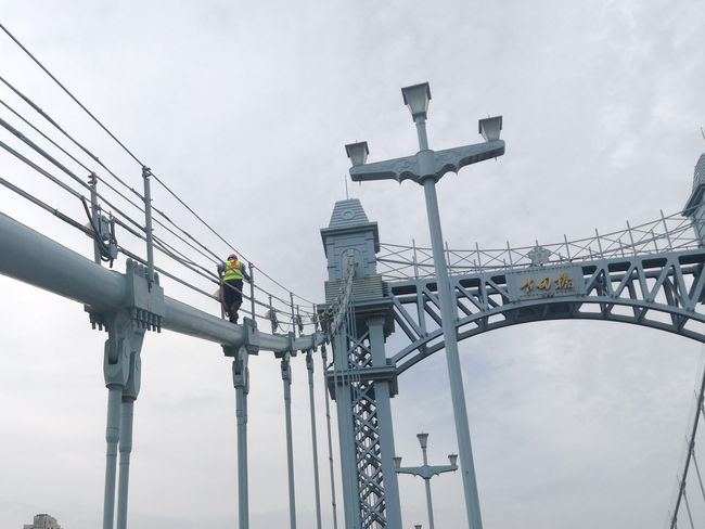 问鼎游戏娱乐平台