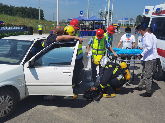 问鼎游戏娱乐平台