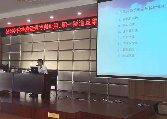 问鼎游戏娱乐平台