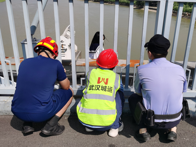 问鼎游戏娱乐平台