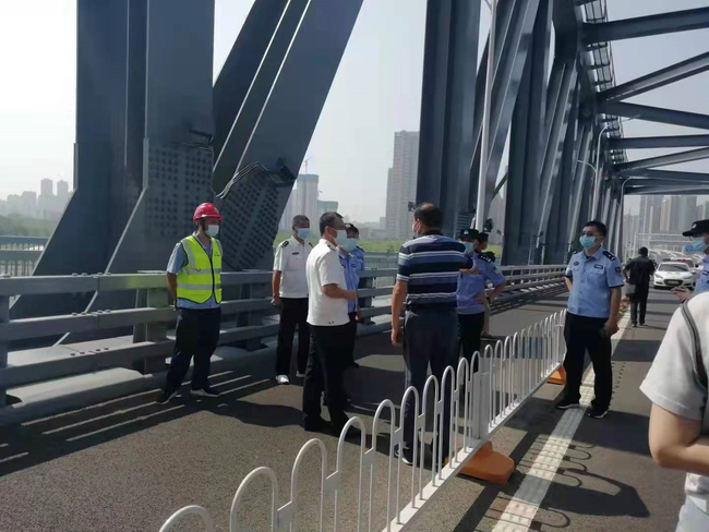 问鼎游戏娱乐平台