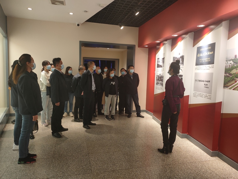 问鼎游戏娱乐平台