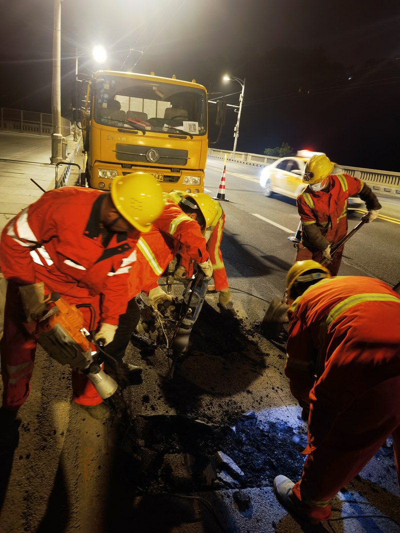 问鼎游戏娱乐平台