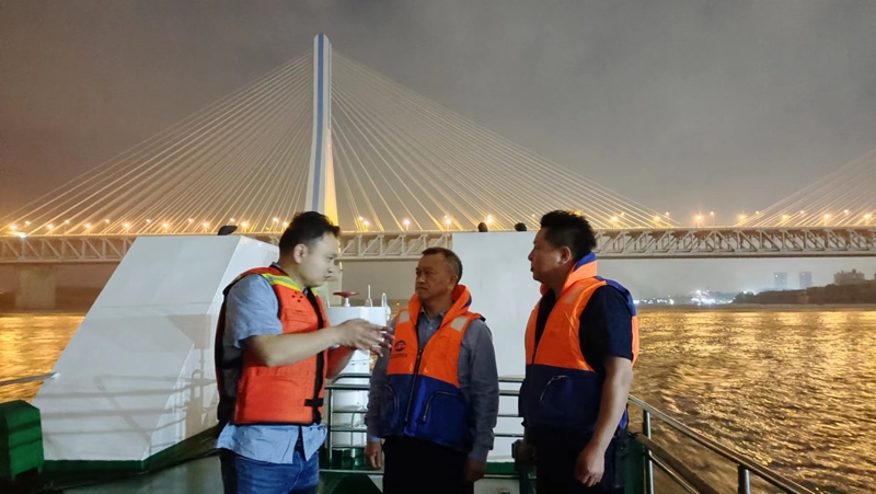 问鼎游戏娱乐平台