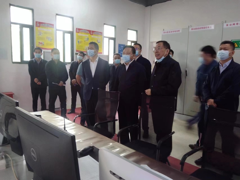 问鼎游戏娱乐平台