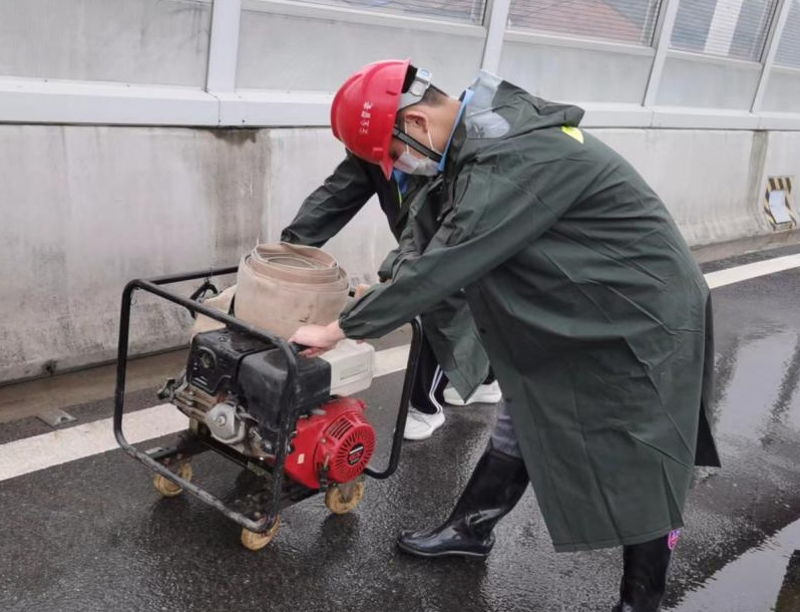 问鼎游戏娱乐平台