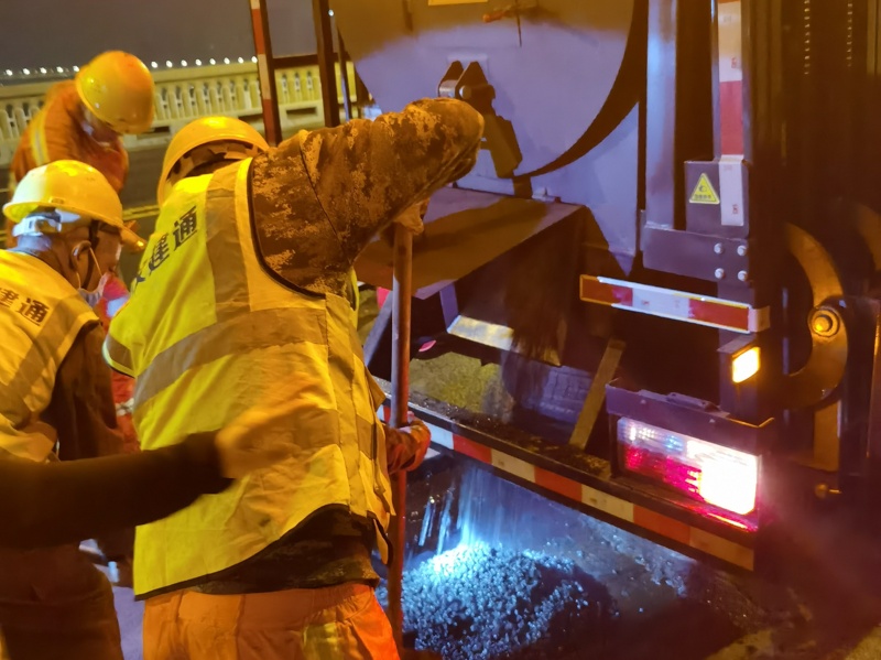 问鼎游戏娱乐平台