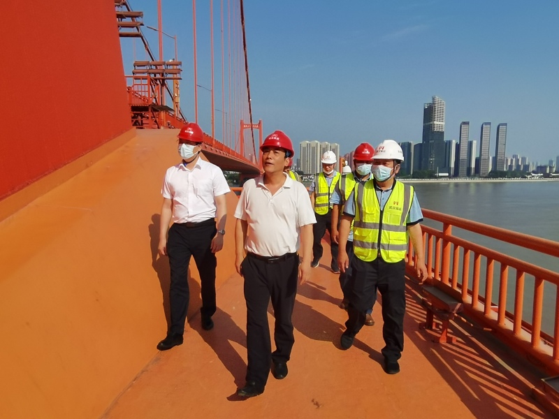 问鼎游戏娱乐平台