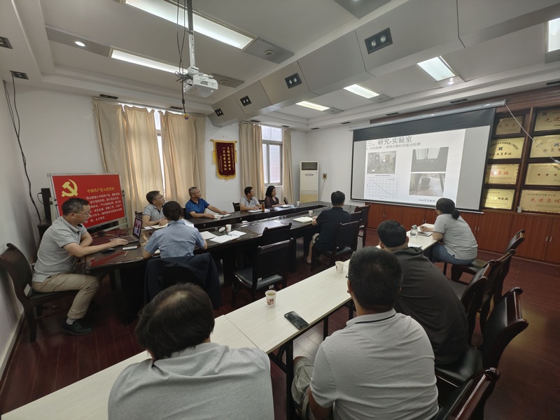 问鼎游戏娱乐平台