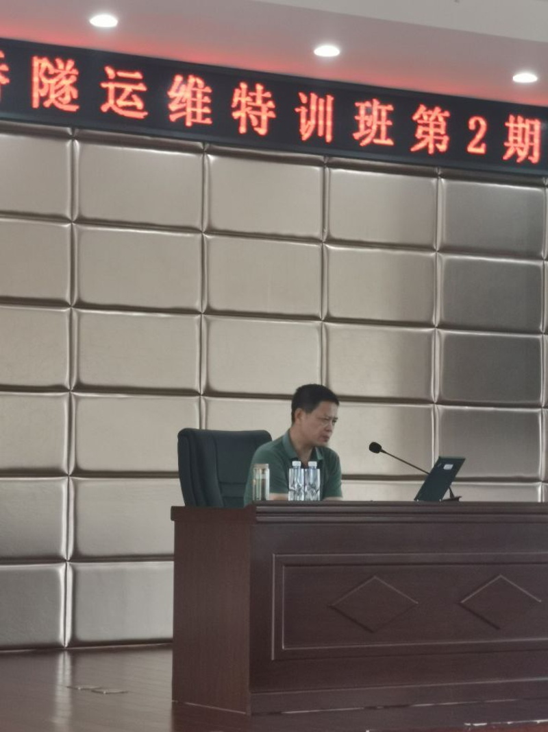 问鼎游戏娱乐平台