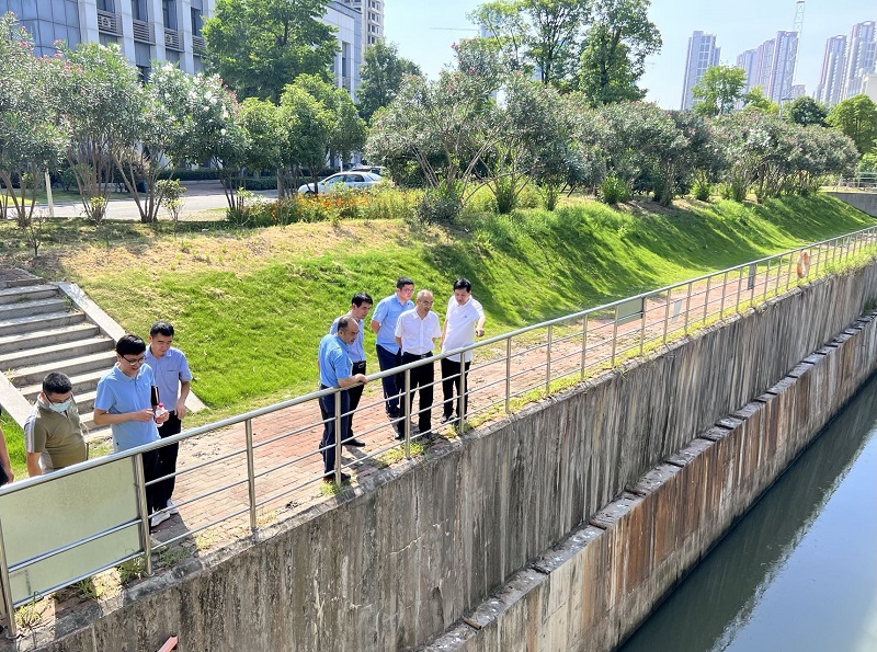 问鼎游戏娱乐平台