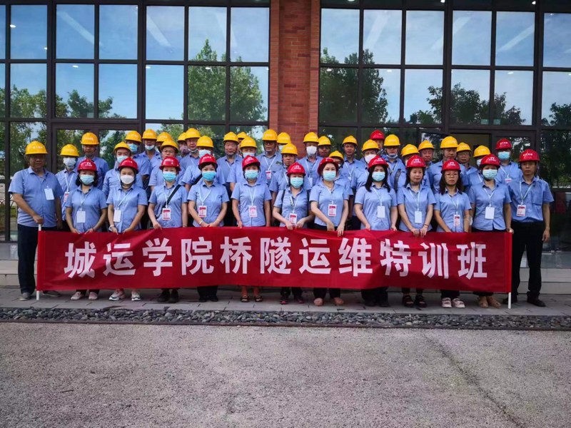 问鼎游戏娱乐平台