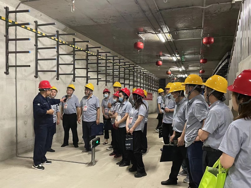 问鼎游戏娱乐平台