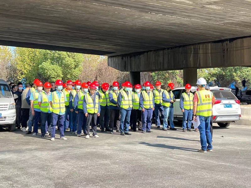 问鼎游戏娱乐平台