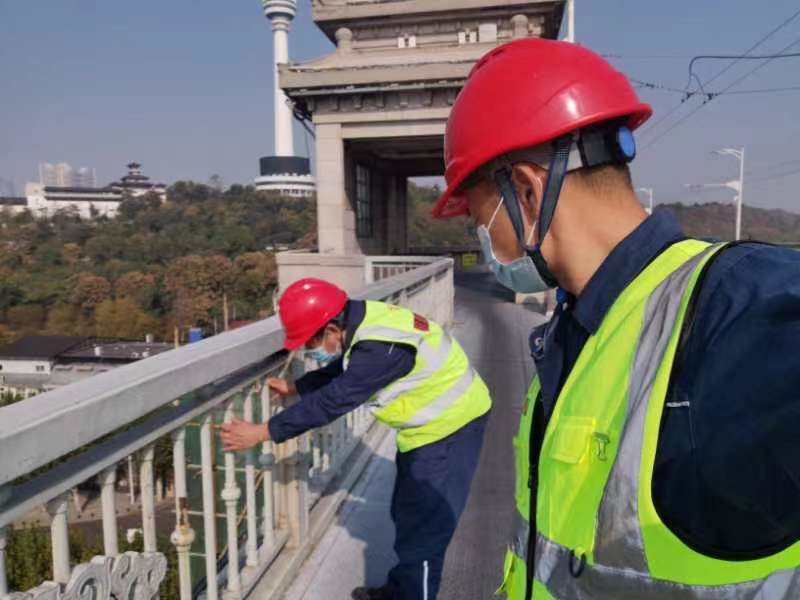 问鼎游戏娱乐平台