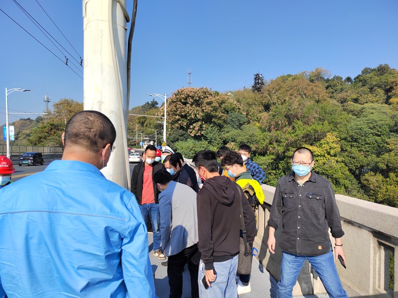 问鼎游戏娱乐平台