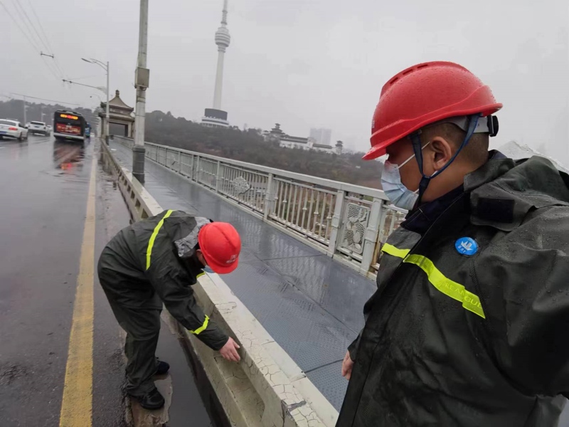 问鼎游戏娱乐平台