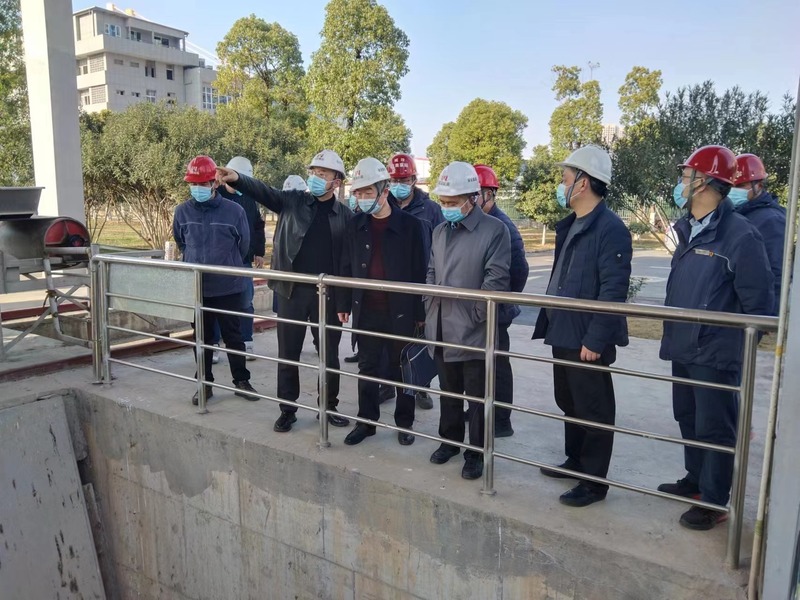 问鼎游戏娱乐平台