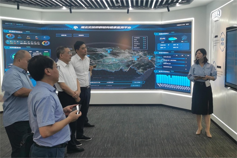 问鼎游戏娱乐平台