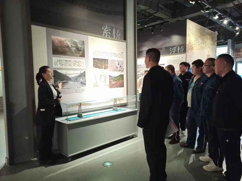 问鼎游戏娱乐平台